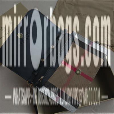 Burberry Replica Bags 18696 19X13.5X5cm CN