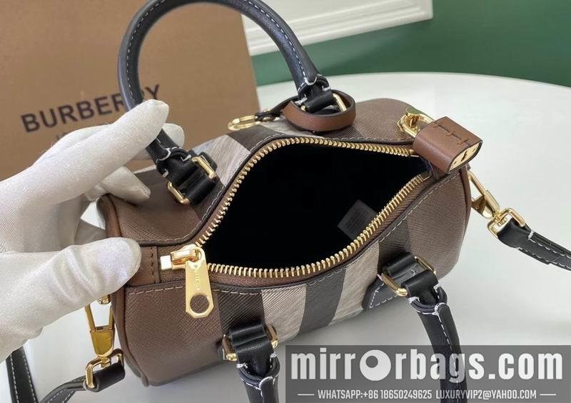 Burberry Replica Bags Burberry 8372 18.5x11x12cm  ww