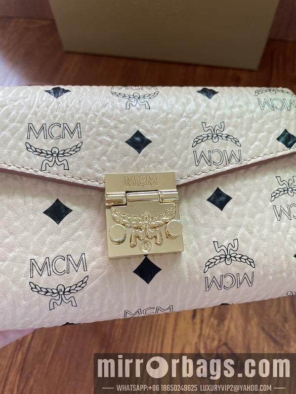 MCM Replica Bags 20534 trumpet DY 1