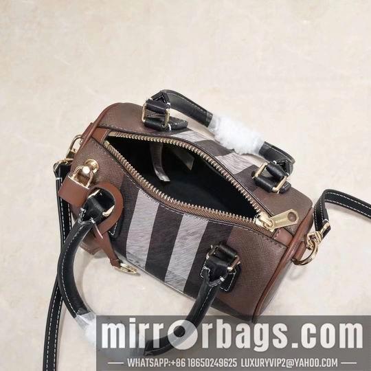 Burberry Replica Bags Burberry 8372 18.5x11x12cm ww