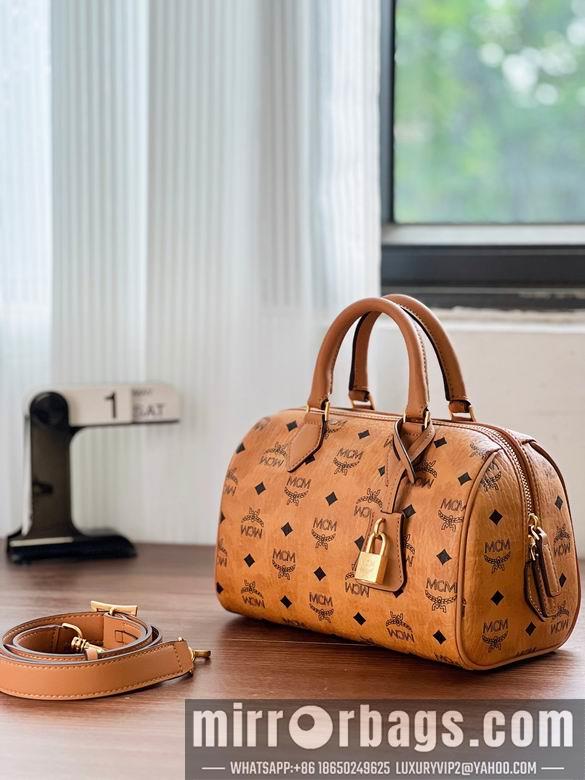 MCM Replica Bags 13.5X25X16cm 062501 XM 2colour
