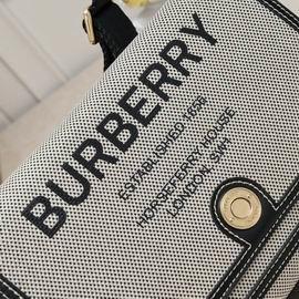 Burberry Replica Bags Burberry 8350 25x8.5x18cm ww