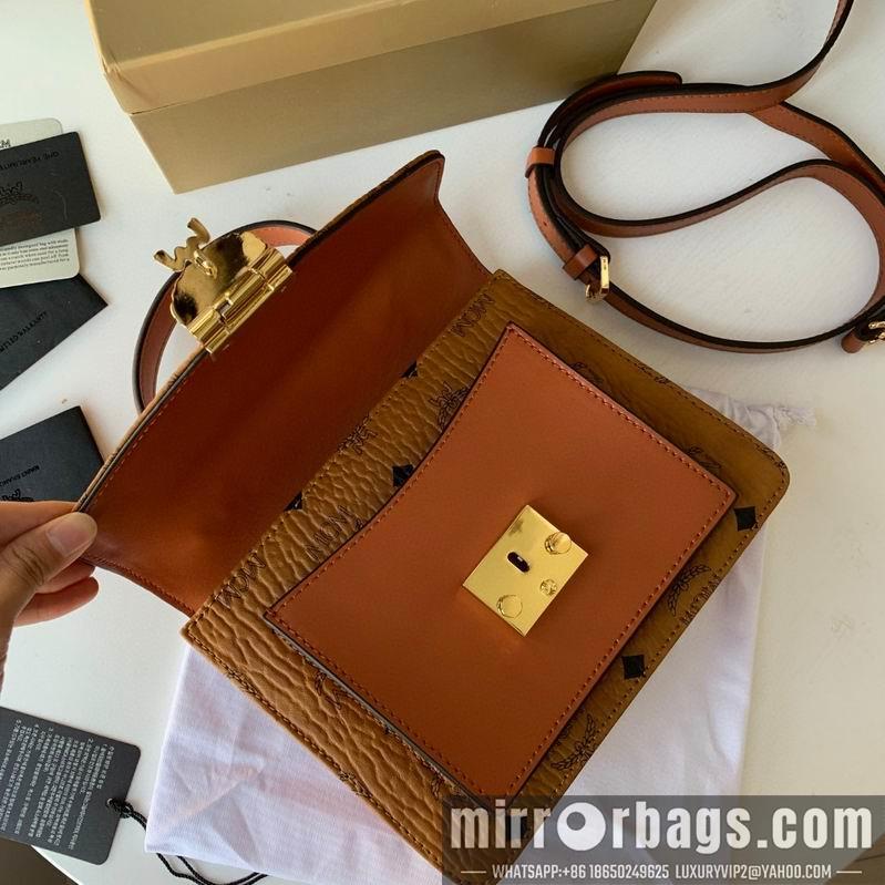 MCM Replica Bags MCM 17x21x8  27x19.5x11 dy2