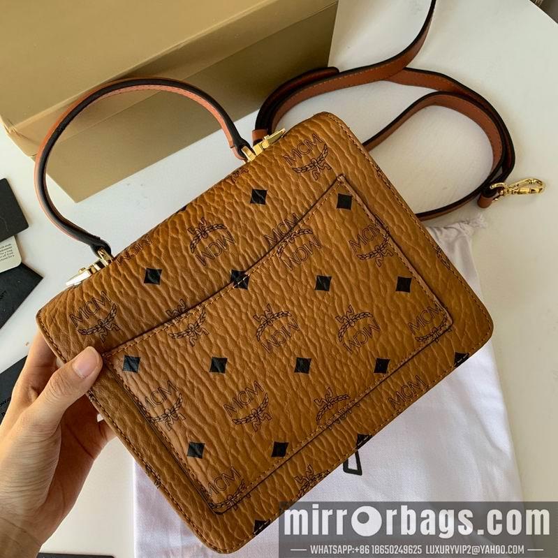 MCM Replica Bags MCM 17x21x8  27x19.5x11 dy2