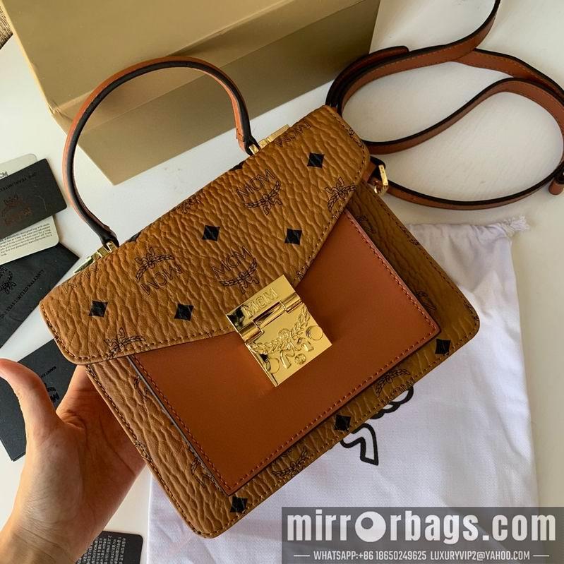 MCM Replica Bags MCM 17x21x8  27x19.5x11 dy2