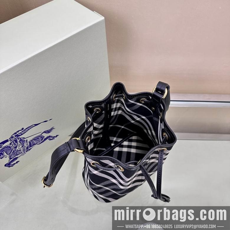 Burberry Replica Bags 0571 17.5X10.5X20cm IQ 2colour