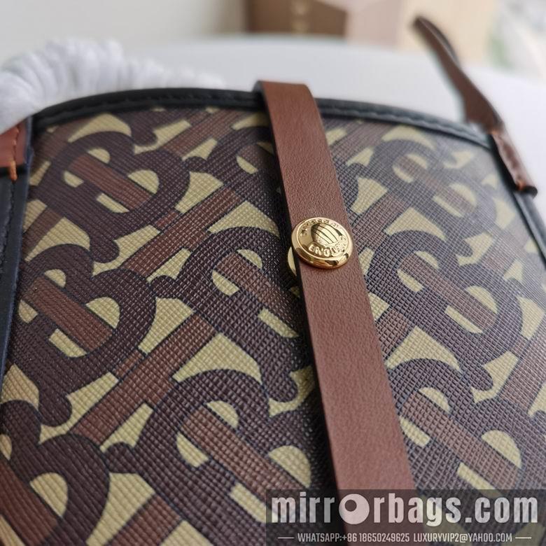 Burberry Replica Bags 12X3.5X18cm 082701 IQ  4colour