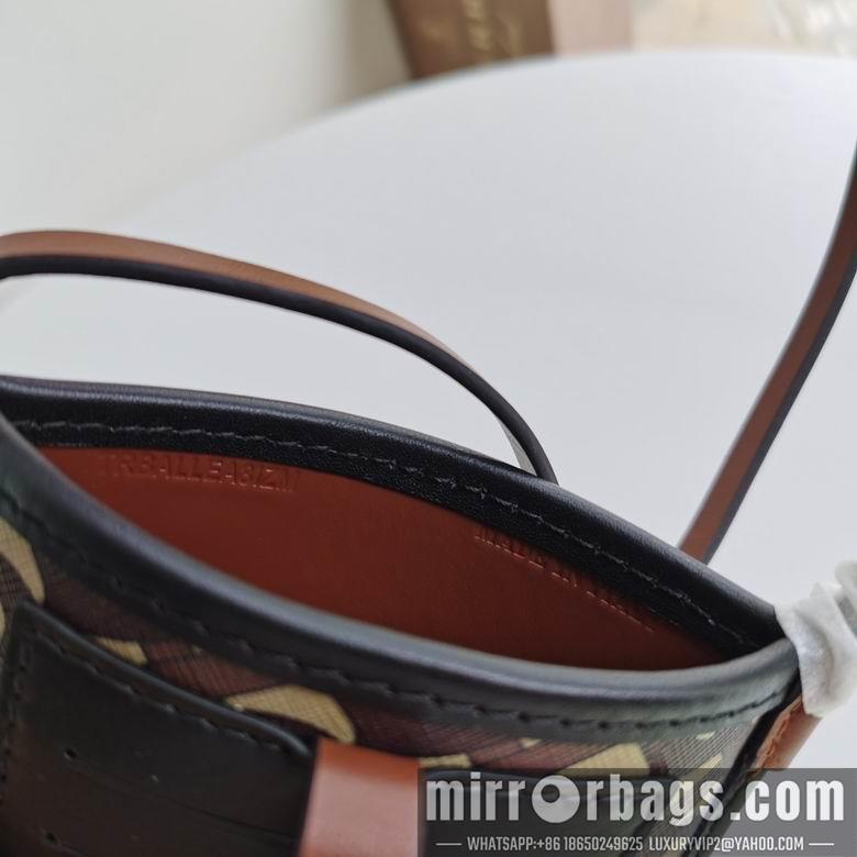 Burberry Replica Bags 12X3.5X18cm 082701 IQ  4colour