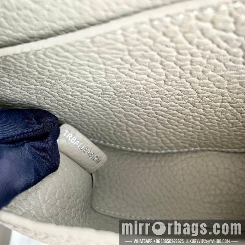Burberry Replica Bags 052512 IQ 3colour