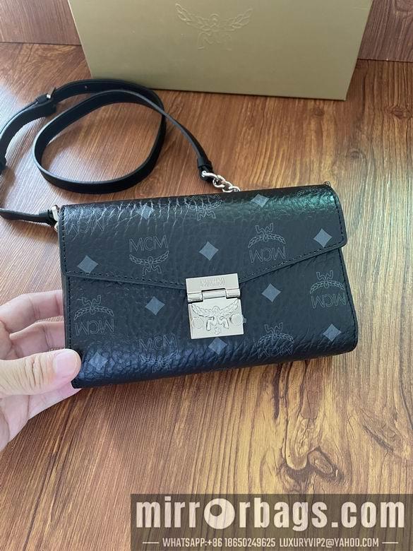 MCM Replica Bags 20534 trumpet DY 2