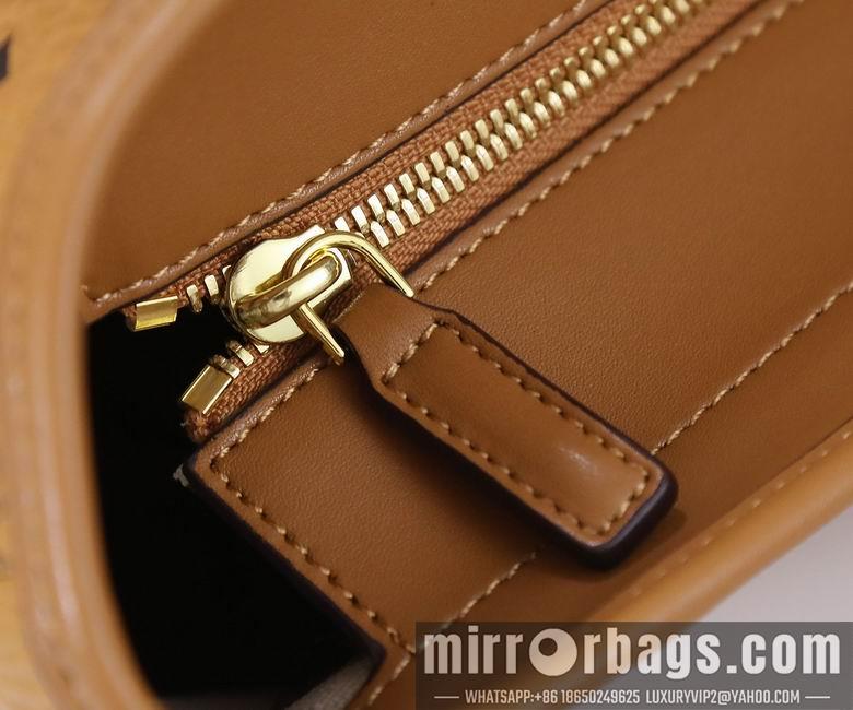 MCM Replica Bags CA6718  36X31X14