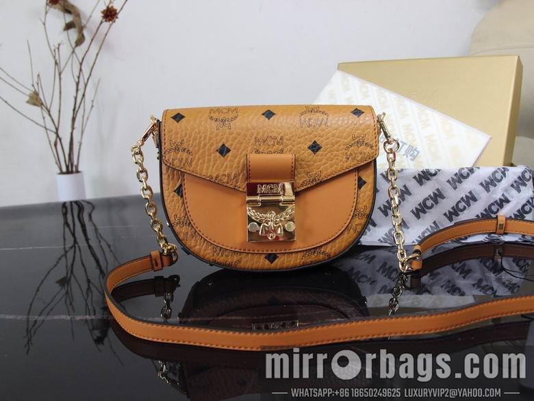 MCM Replica Bags 141804  14x18x4cm DY