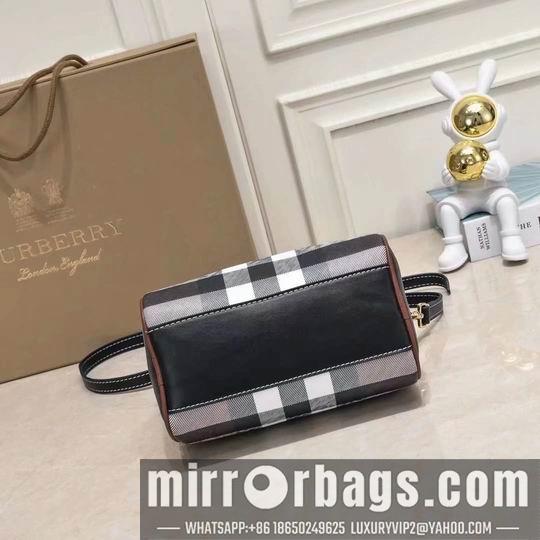 Burberry Replica Bags Burberry 8372 18.5x11x12cm ww