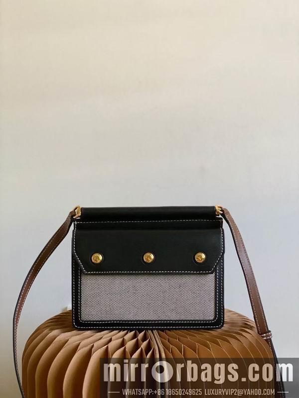 Burberry Replica Bags 6111 19.5x15 yz 01
