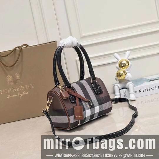 Burberry Replica Bags Burberry 8372 18.5x11x12cm ww