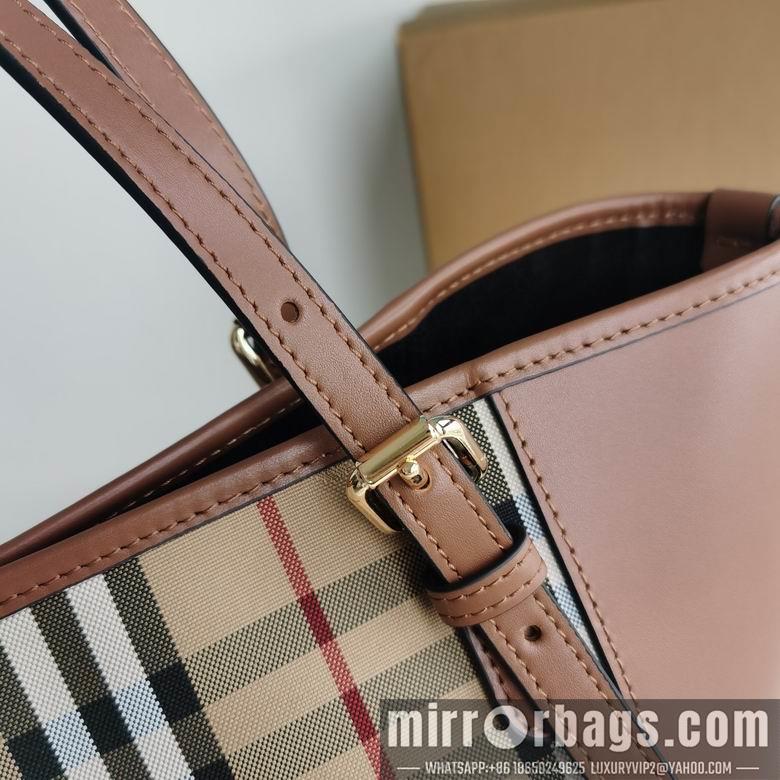 Burberry Replica Bags 26X17X18cm 091011 IQ 2colour