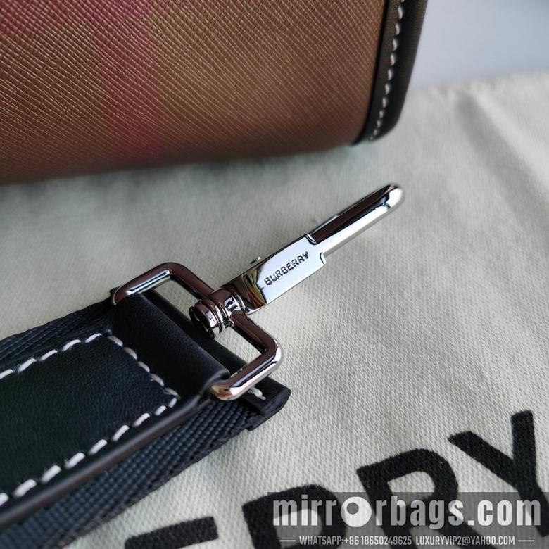 Burberry Replica Bags Burberry 37x35x14cm HQ