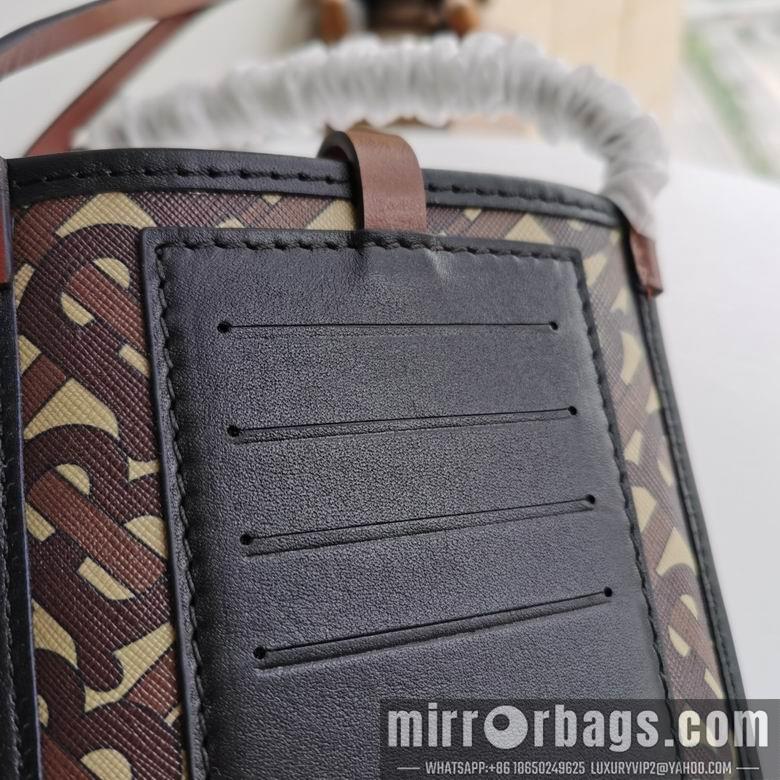 Burberry Replica Bags 12X3.5X18cm 082701 IQ  4colour
