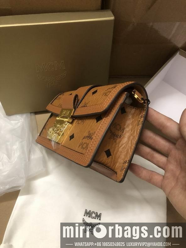 MCM Replica Bags MCM  6801 11x18.5x5cm dy11