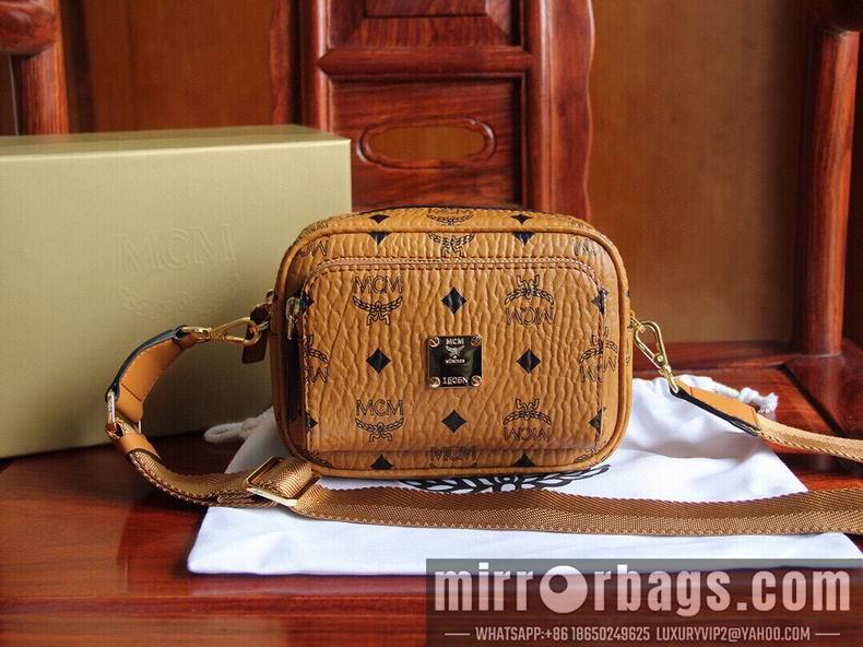 MCM Replica Bags MCM  22X15X9 18X12.5X8.5cm dy1