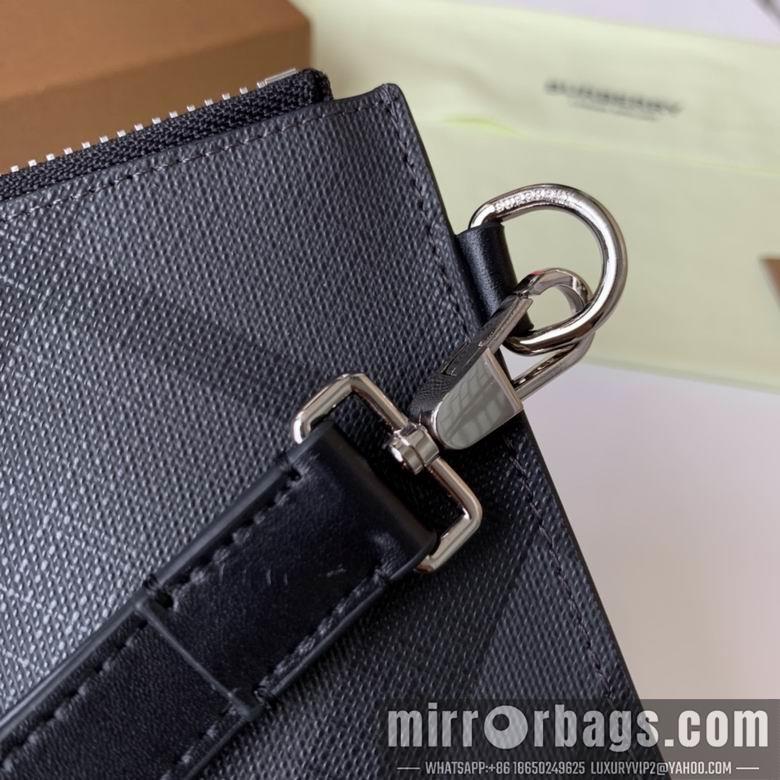 Burberry Replica Bags 80060731 30X19.5cm