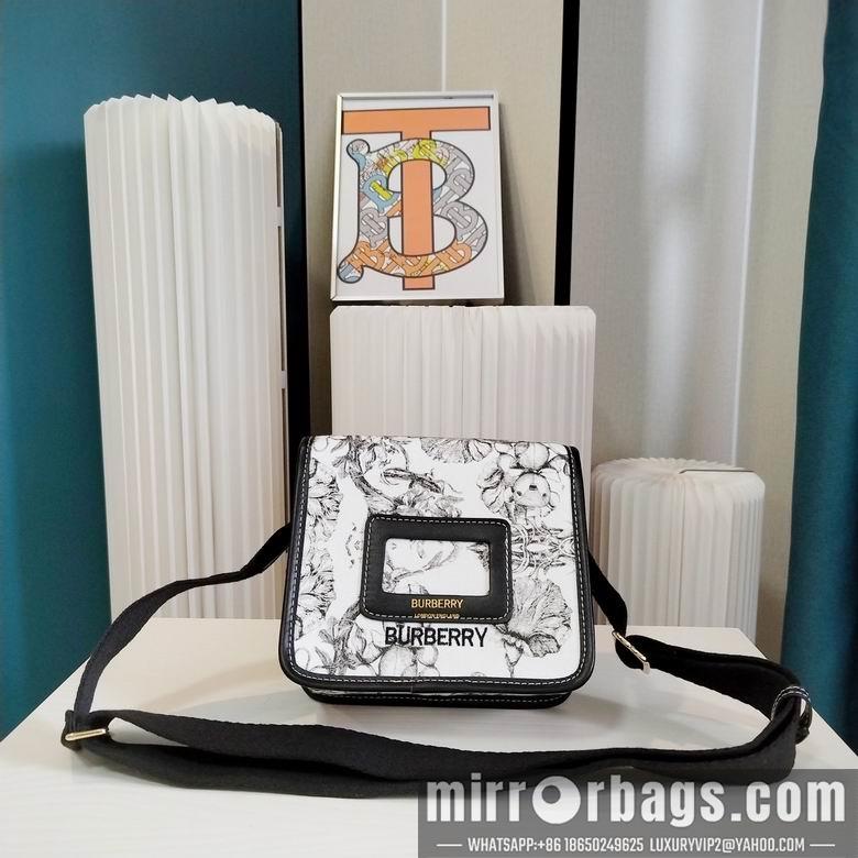 Burberry Replica Bags 17X8X15cm 060818 XMY