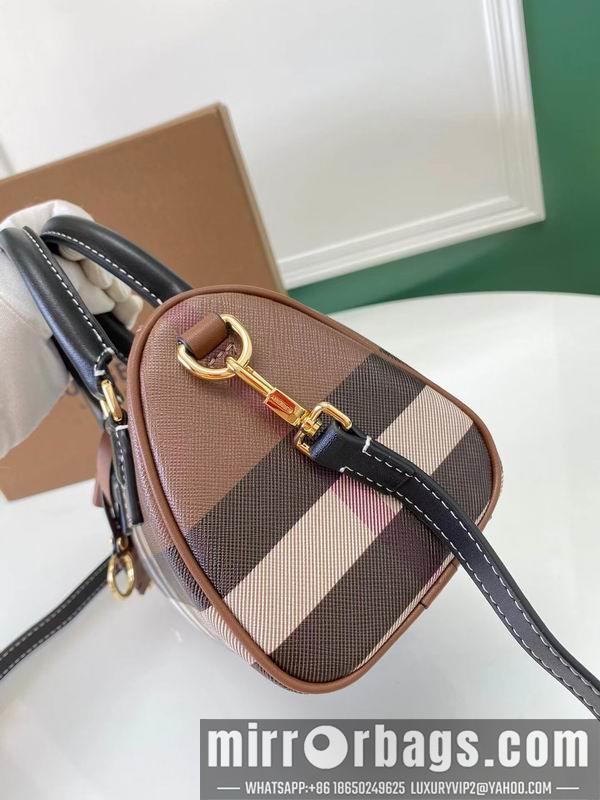 Burberry Replica Bags Burberry 8372 18.5x11x12cm  ww