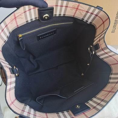 Burberry Replica Bags 26.5X27X15.5cm 033111 XM