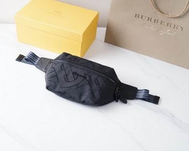 Burberry Replica Bags 8038321 30X15cm WP 2colour