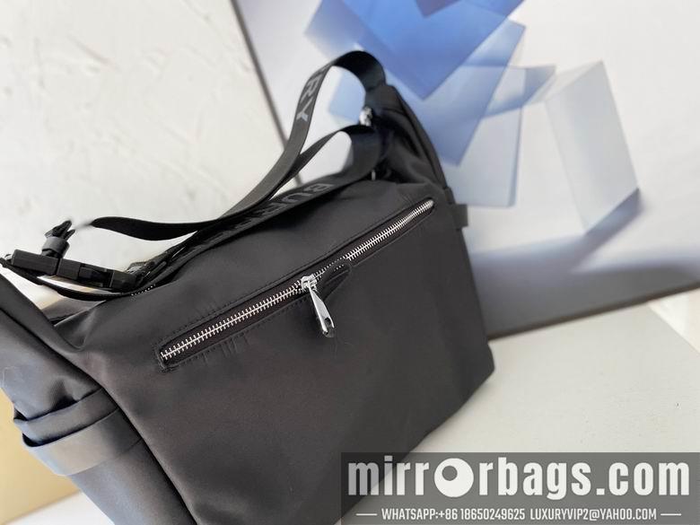 Burberry Replica Bags 31X26X17cm 030522 WP