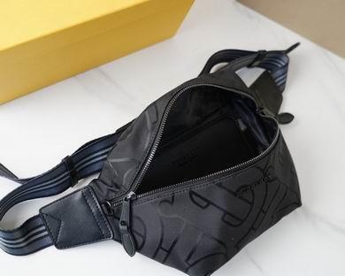 Burberry Replica Bags 8038321 30X15cm WP 2colour