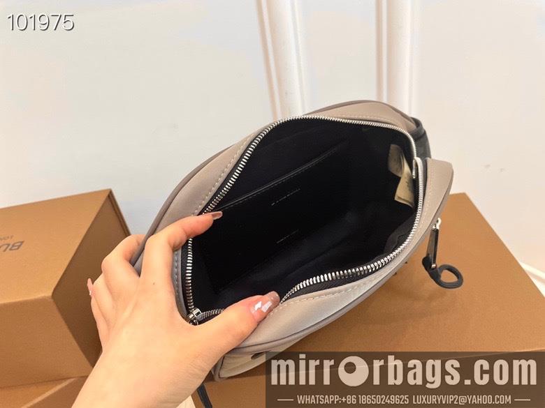 Burberry Replica Bags 22X6X14cm 030510 WP 2colour