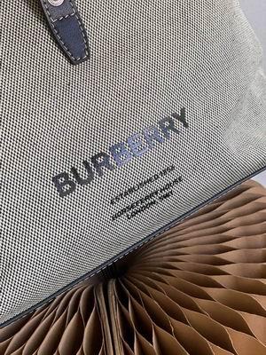 Burberry Replica Bags Pocket Re-Nylon 30x14x38cm yz