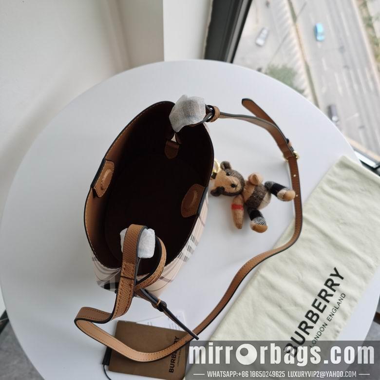 Burberry Replica Bags 1531 18.5X23X15cm XM 4