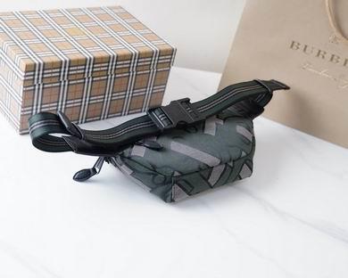 Burberry Replica Bags 8038321 30X15cm WP 2colour