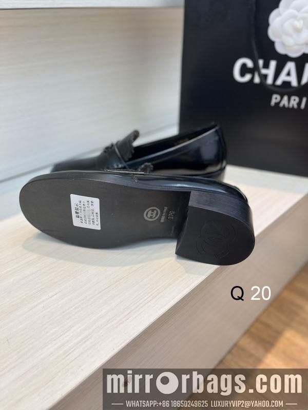 Chanel Replica Shoes sz35-40 4C XX0902