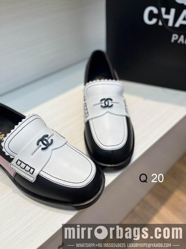 Chanel Replica Shoes sz35-40 4C XX0902