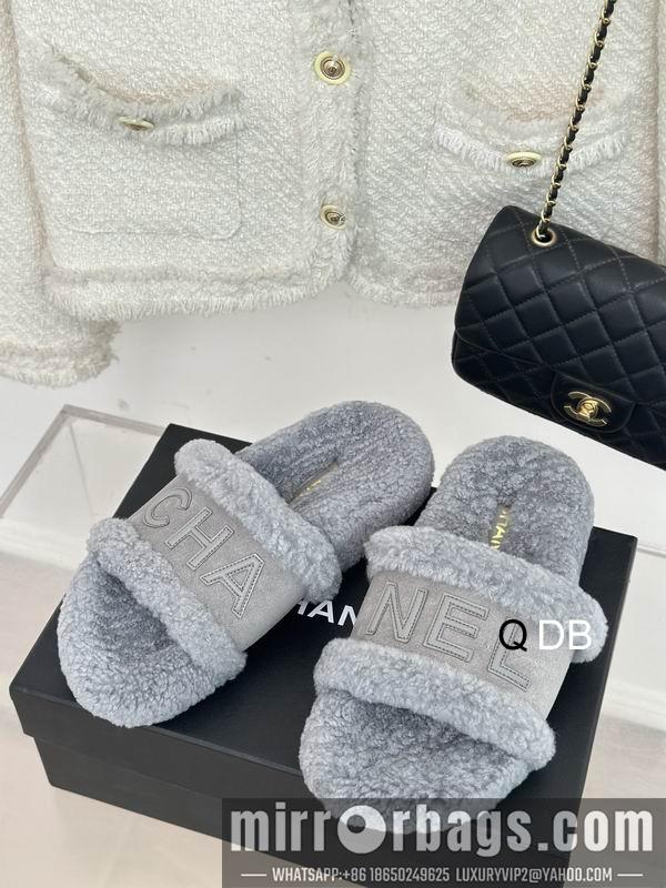 Chanel Replica Shoes sz35-40 4C DB1012