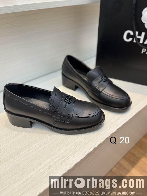 Chanel Replica Shoes sz35-40 4C XX0902