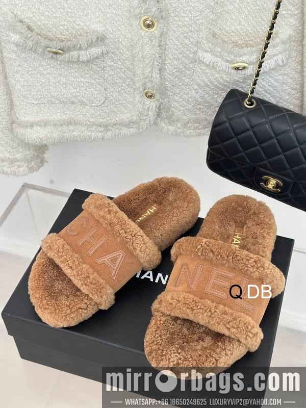 Chanel Replica Shoes sz35-40 4C DB1012