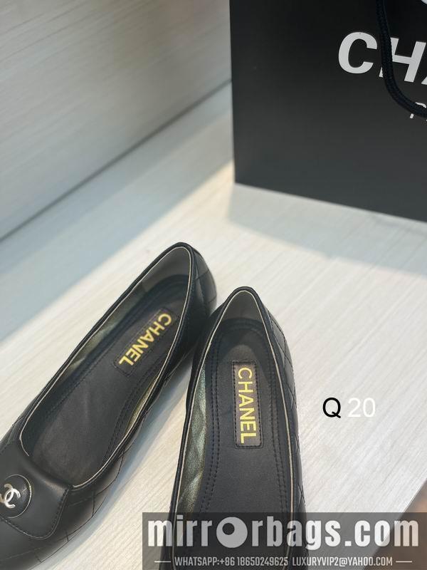 Chanel Replica Shoes sz35-40 4C XX0705