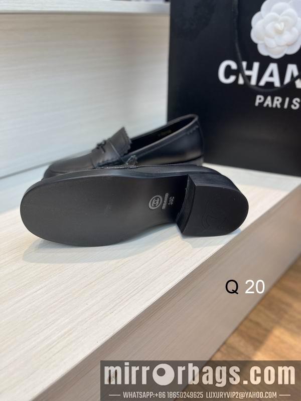Chanel Replica Shoes sz35-40 4C XX0902