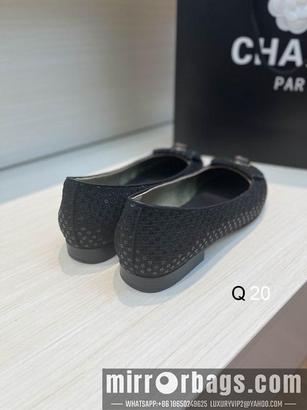 Chanel Replica Shoes sz35-40 4C XX0705