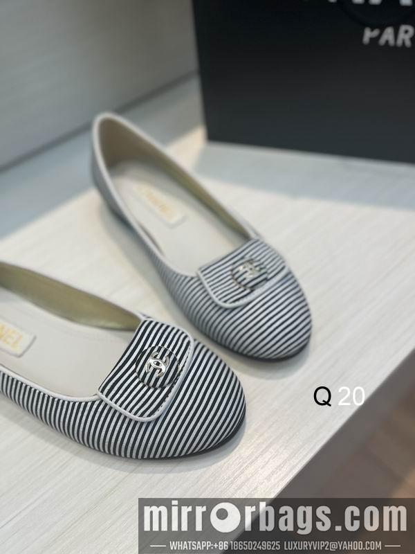 Chanel Replica Shoes sz35-40 4C XX0705
