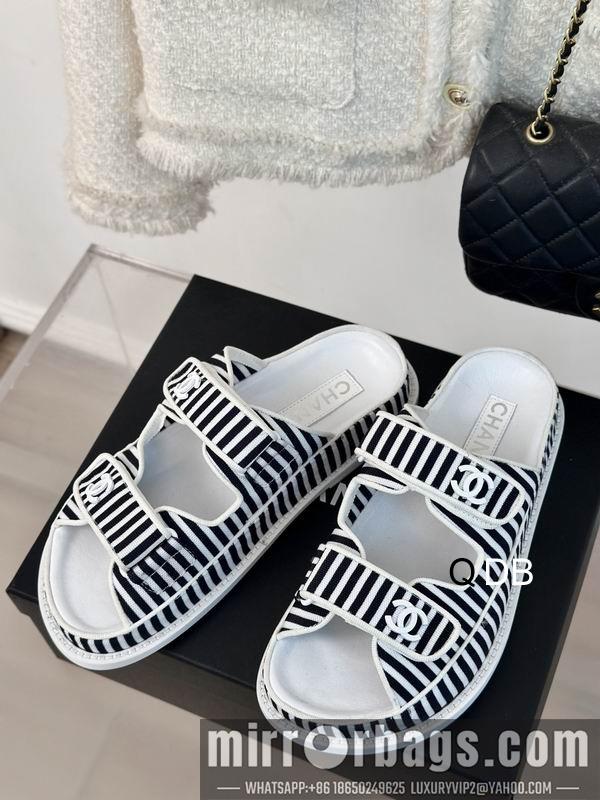 Chanel Replica Shoes sz35-40 DB0513