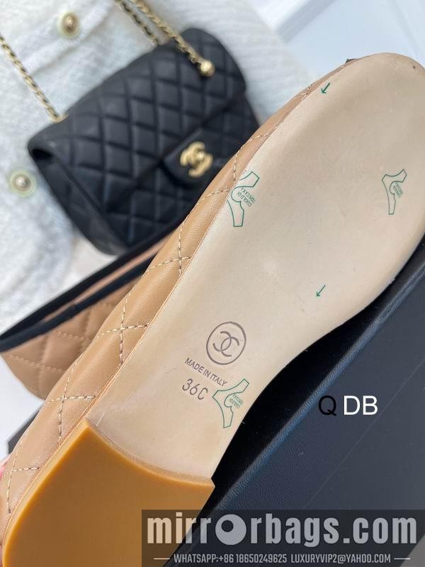 Chanel Replica Shoes sz35-40 6C DB1004