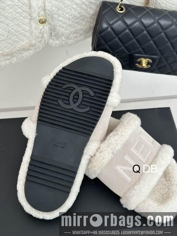 Chanel Replica Shoes sz35-40 4C DB1012