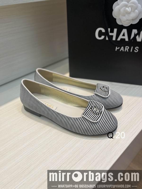 Chanel Replica Shoes sz35-40 4C XX0705