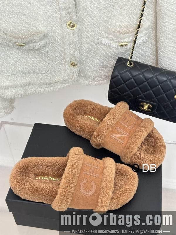Chanel Replica Shoes sz35-40 4C DB1012