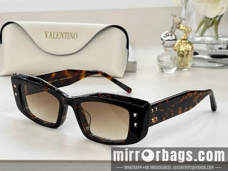 Replica Valentino Glasses 010301
